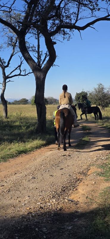 Mangwe Lodge Horseriding